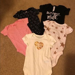 Onesie Lot 6 month